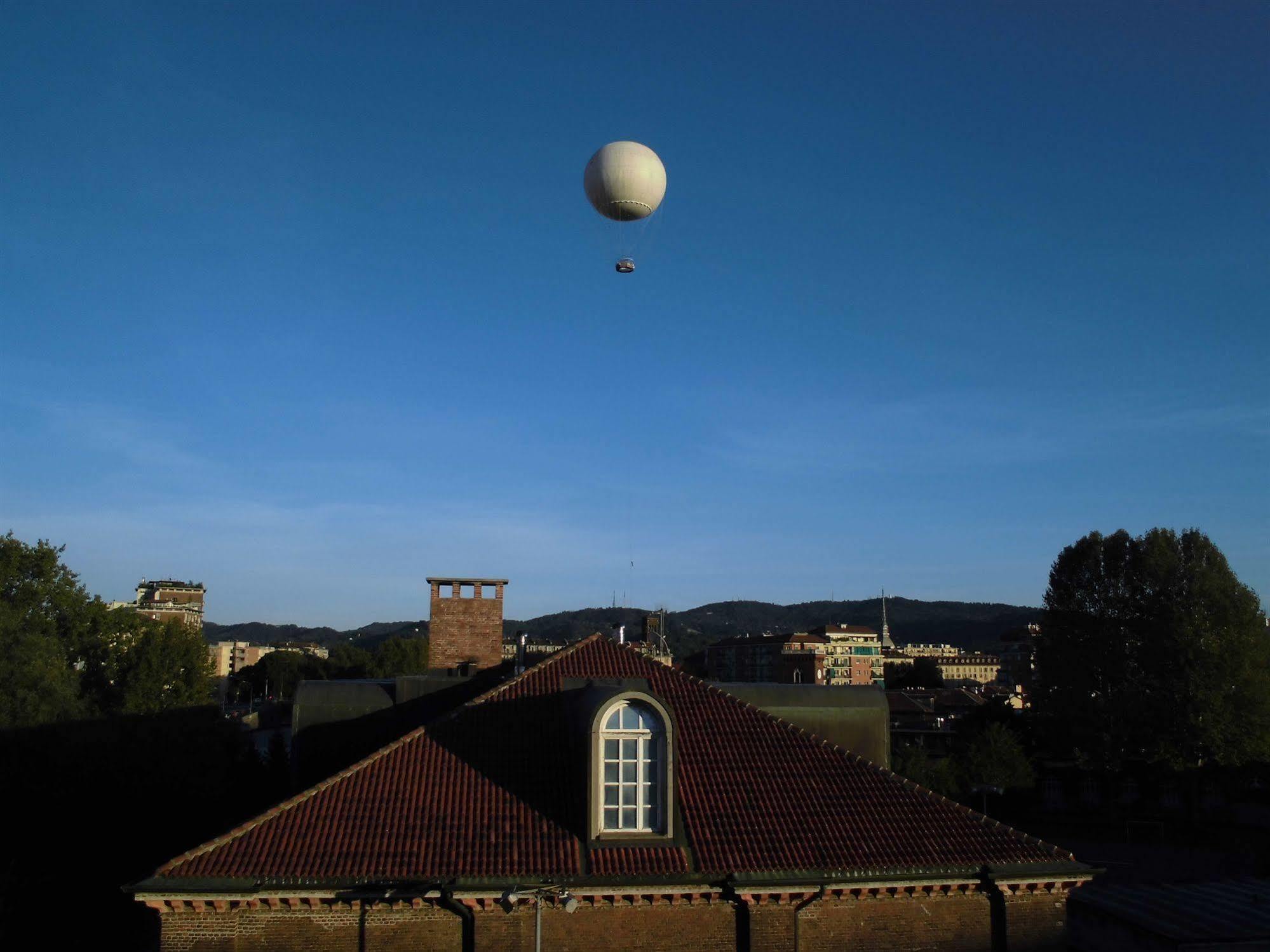 B&B Balon Turin Exterior photo